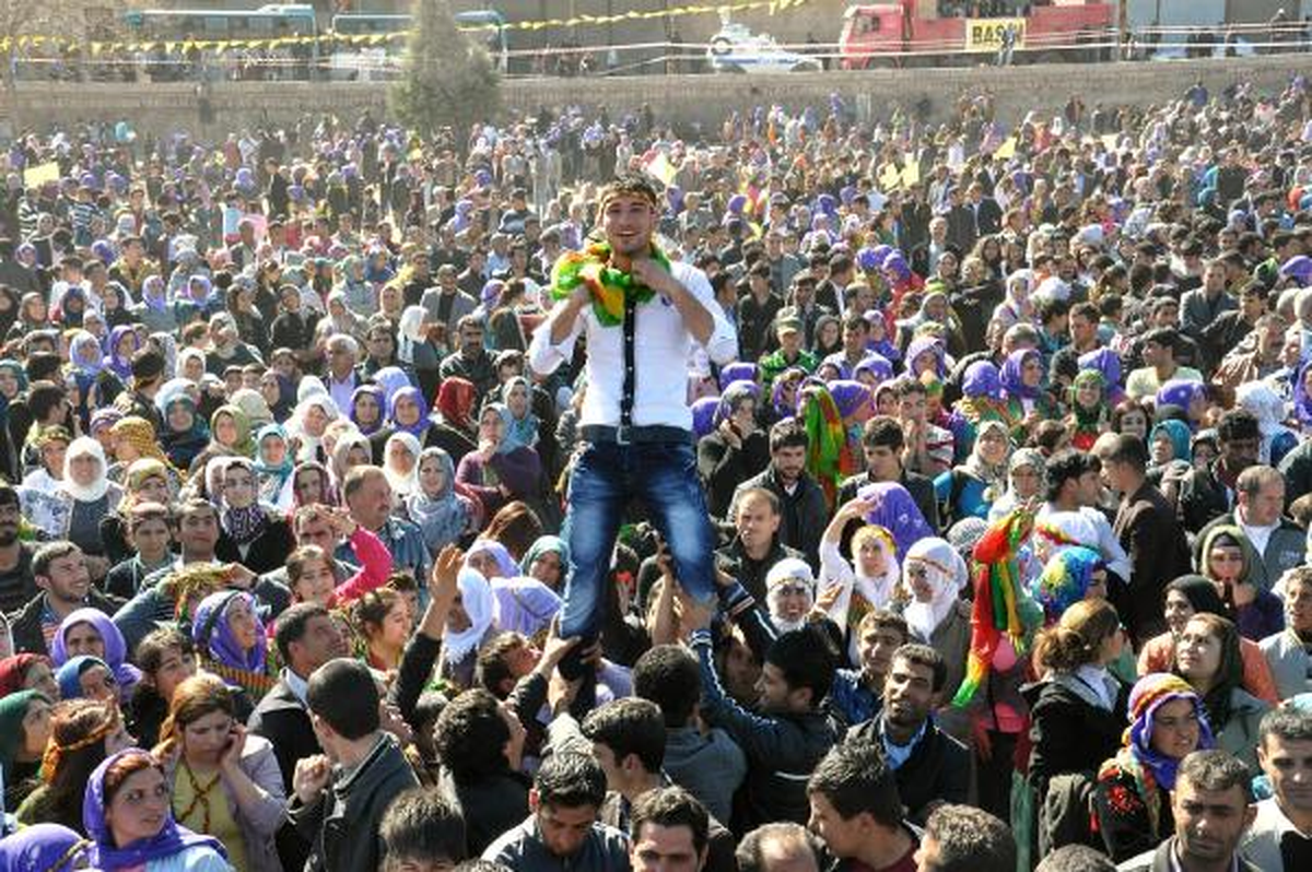 Şanlıurfa\'da Nevruz Kutlamasında Gerginlik (3)