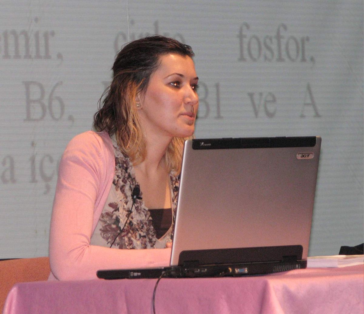 Sorgun\'da Obezite ve Dengeli Besleme Semineri Verildi