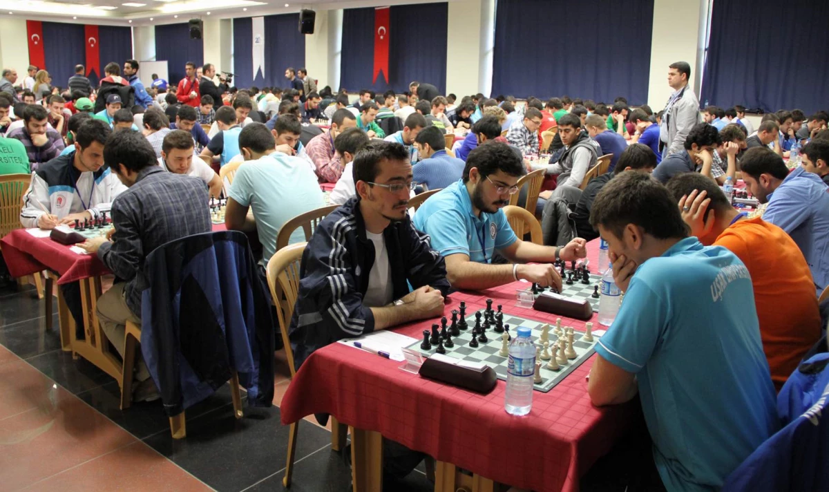 Üniversiteler Arası Satranç Türkiye Şampiyonası Denizli\'de Başladı