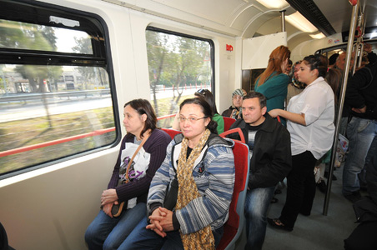 Yeni Metro Hattında Yeni Vagonlar