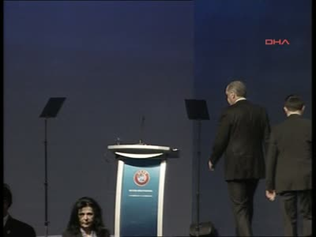 Başbakan, UEFA Olağan Kongresi\'nde Konuştu