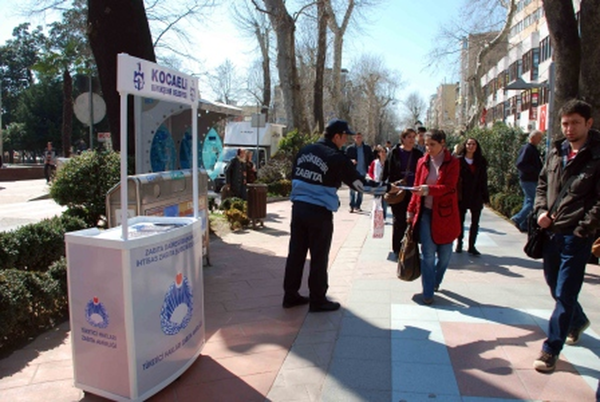 Büyükşehir Zabıtası Tüketicinin Yanında

