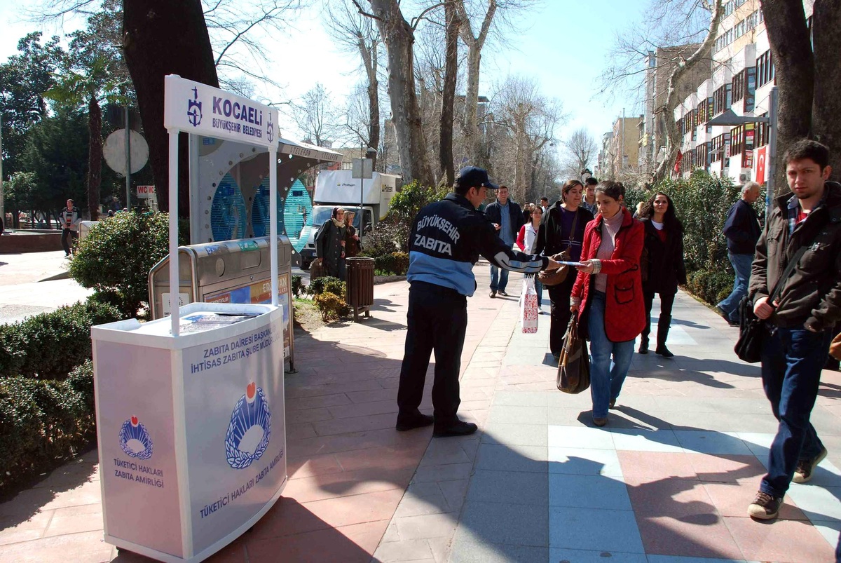 Büyükşehir Zabıtası Tüketicinin Yanında