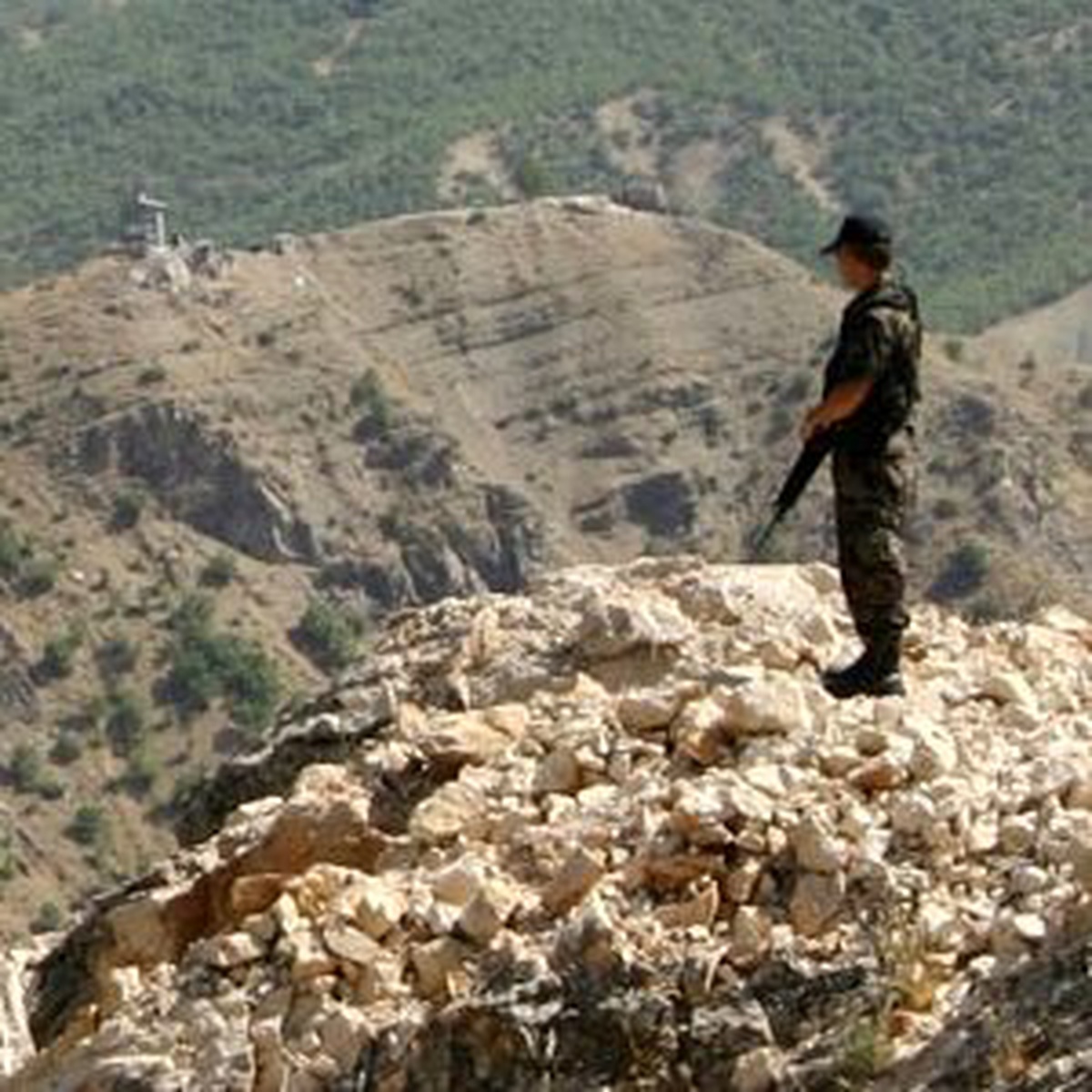 Cudi Dağı\'nda Şehit Sayısı 6\'ya Çıktı, 7 PKK\'lı Öldürüldü (2)