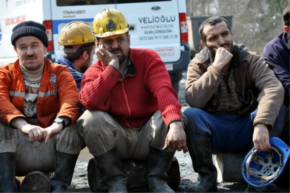 Göçükte Mahsur Kalan Madenciyi Kurtarma Çalışmaları Sürüyor