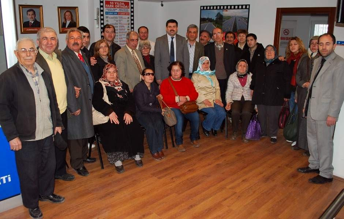 Görsem Üyeleri AK Parti İl Başkanı Reyhan\'ı Ziyaret Etti