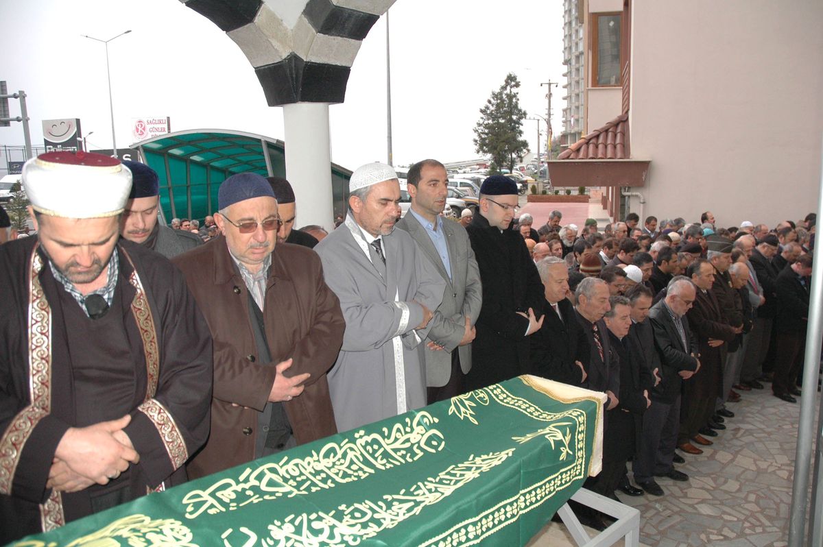 Gündoğdu Belediye Başkanı Yıldız\'ın Baba Acısı