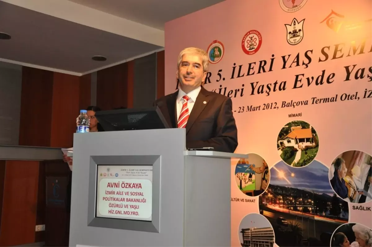 İleri Yaş Sempozyumu Başladı