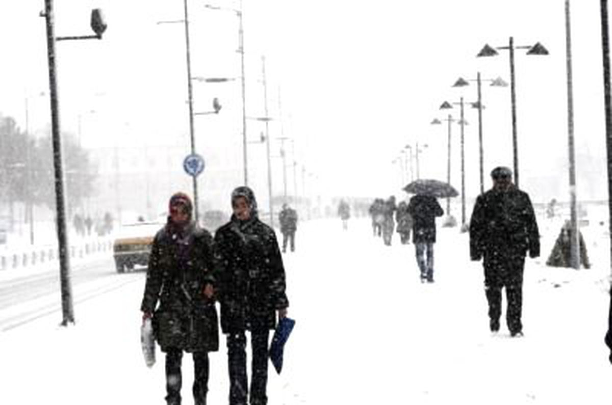 Kar Yağışı Sivas\'ta Etkili Oluyor
