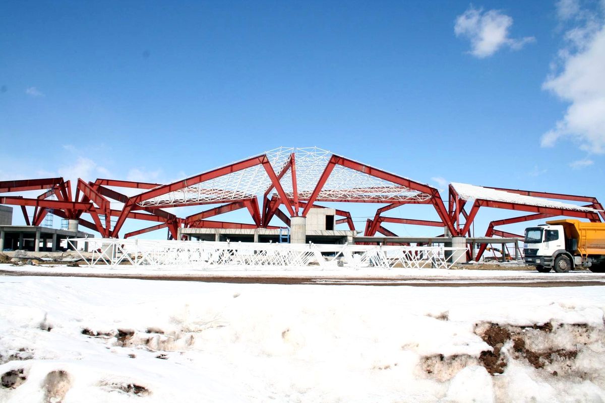 Kars İç ve Dış Hatlar Terminal Binası\'nda Çalışmalar Devam Ediyor