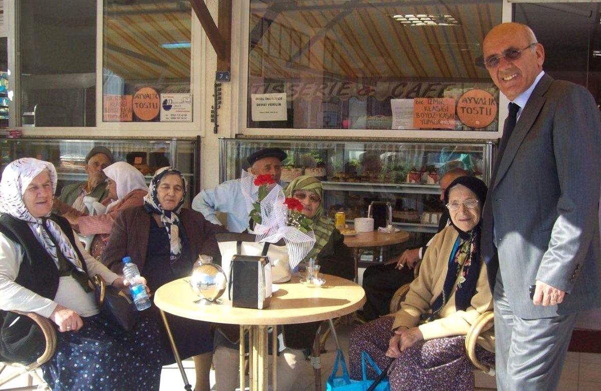 Muğla Huzurevi Sakinleri Datça\'da Baharı Yaşadı