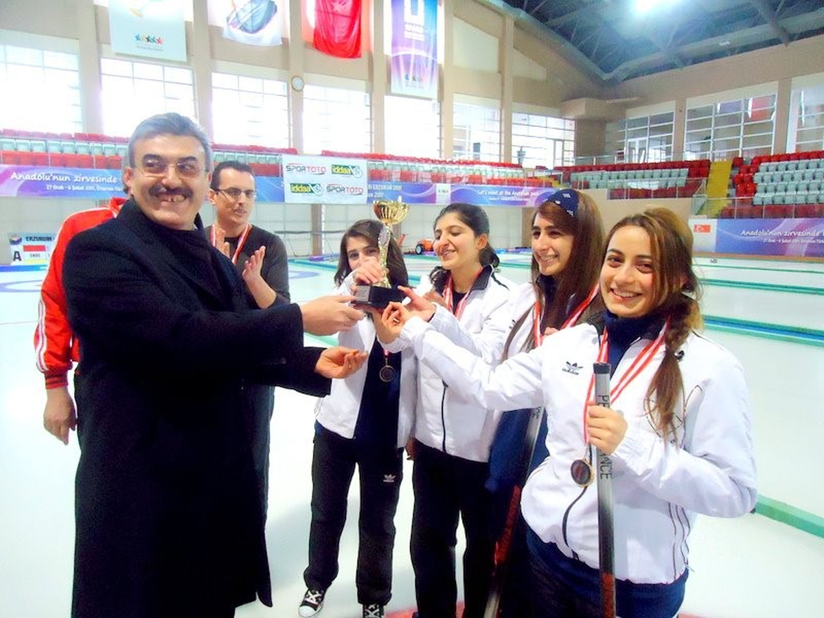Narmanspor Bayan Curling Takımı Final Maçlarına Hazır
