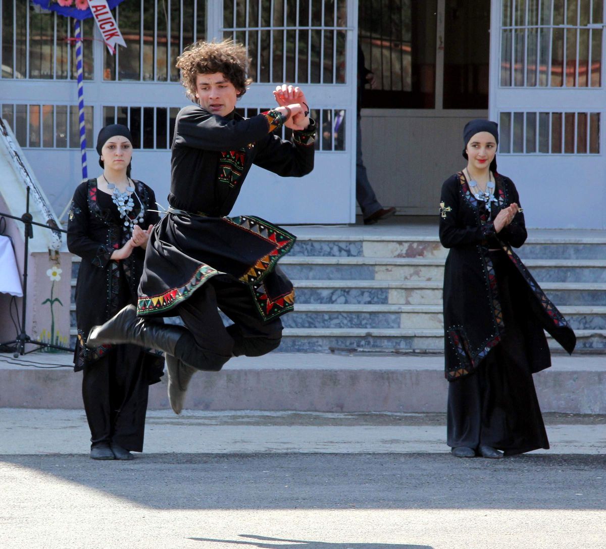 Nazilli'de Nevruz Coşkusu Okullara Taştı