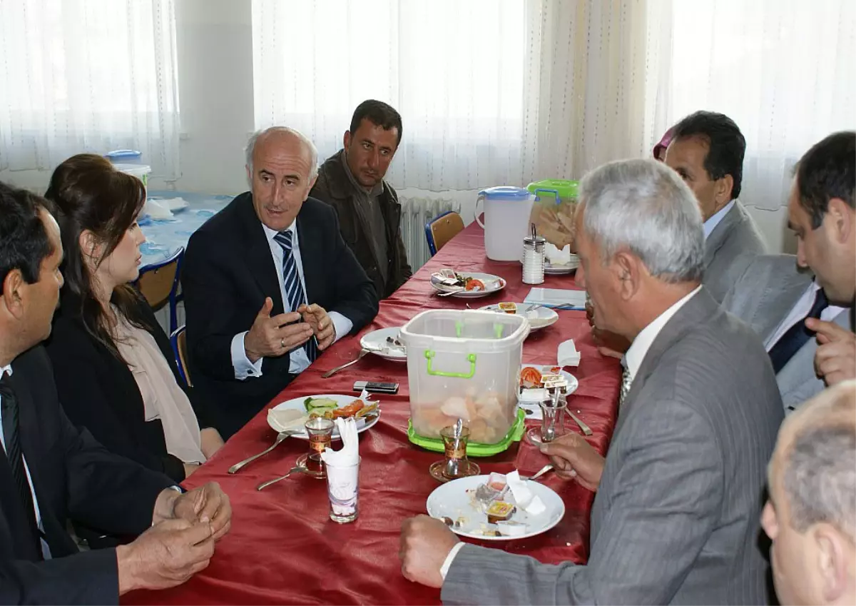 Vali Odabaş, Elbeyli İlçesini Ziyaret Etti