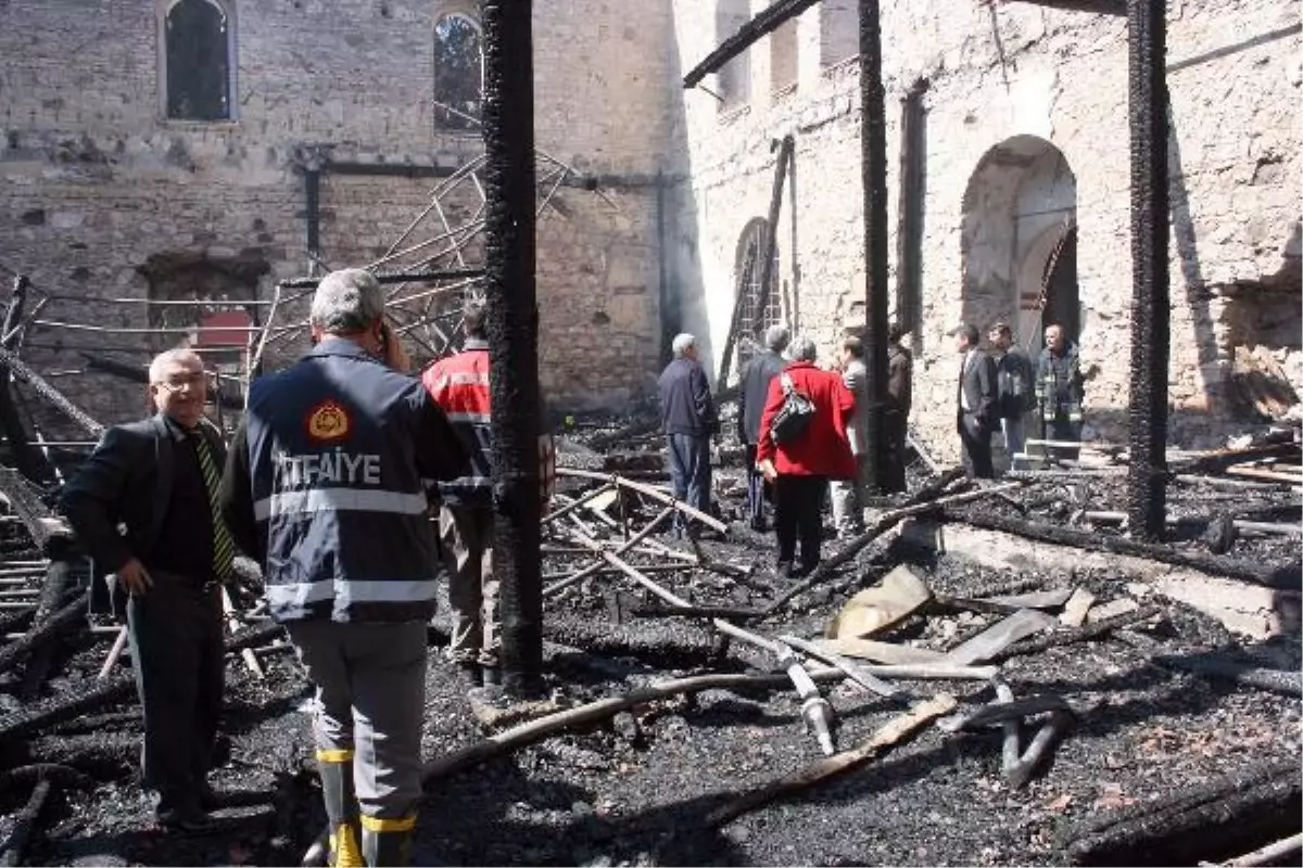 600 Yıllık Camii'yi İhmal mi Yaktı?