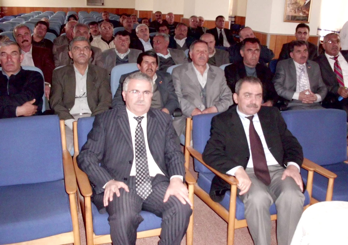 Ana Kız Okuldayız Kampanyasının Bilgilendirme Toplantısı Yapıldı