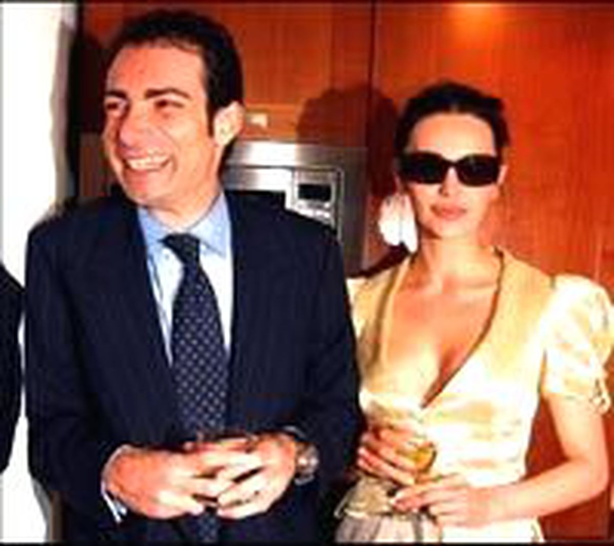 Aynı Evde Üç Kişi Yaşıyor Gibiydik!