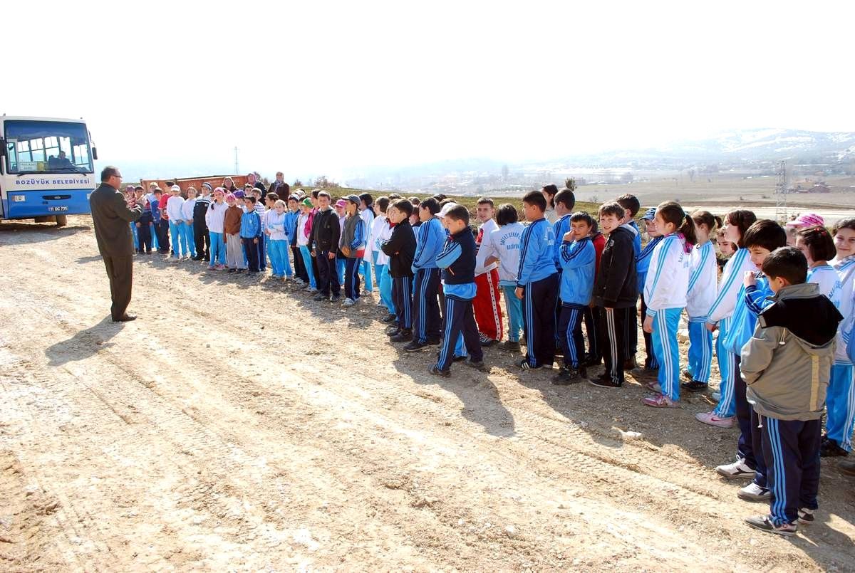Bozüyük\'te 40 Bin Fidan Toprakla Buluşacak