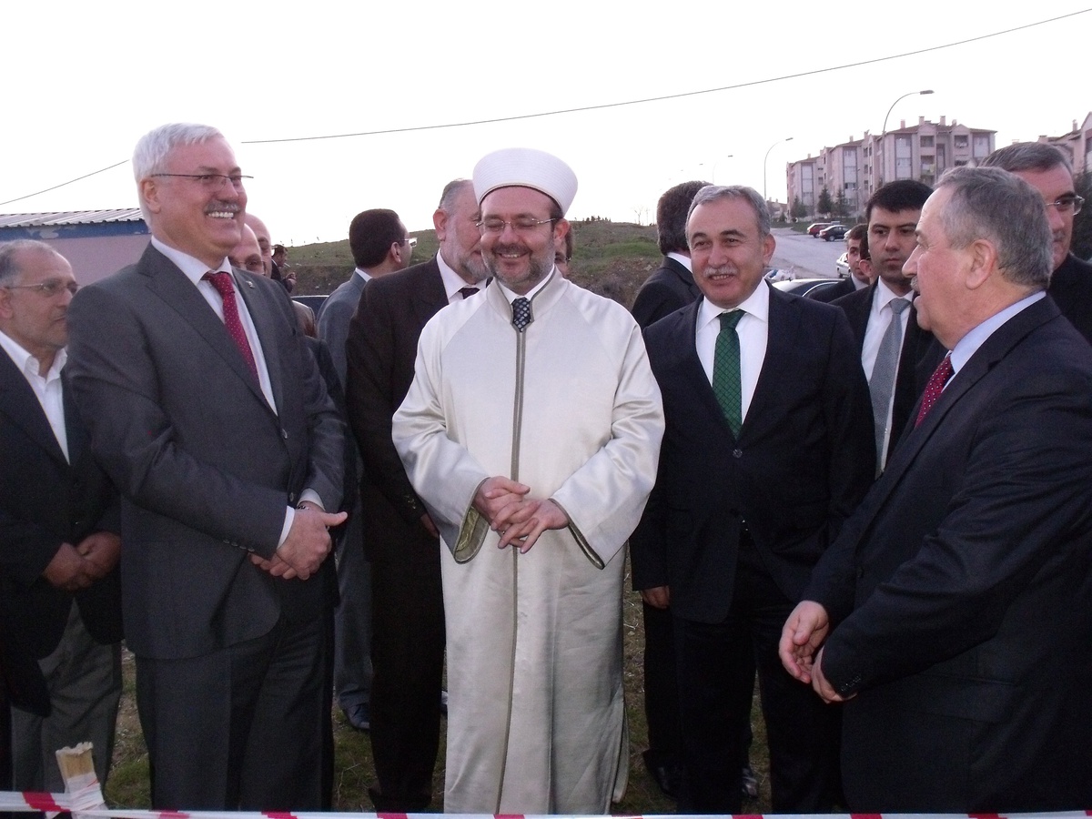 Diyanet İşleri Başkanı Görmez Cami Yeri ve Projesini Beğendi