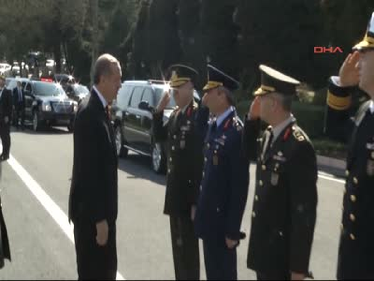 Ekbaşbakan Erdoğan Harp Akademisi\'nde Subaylara Konuştu