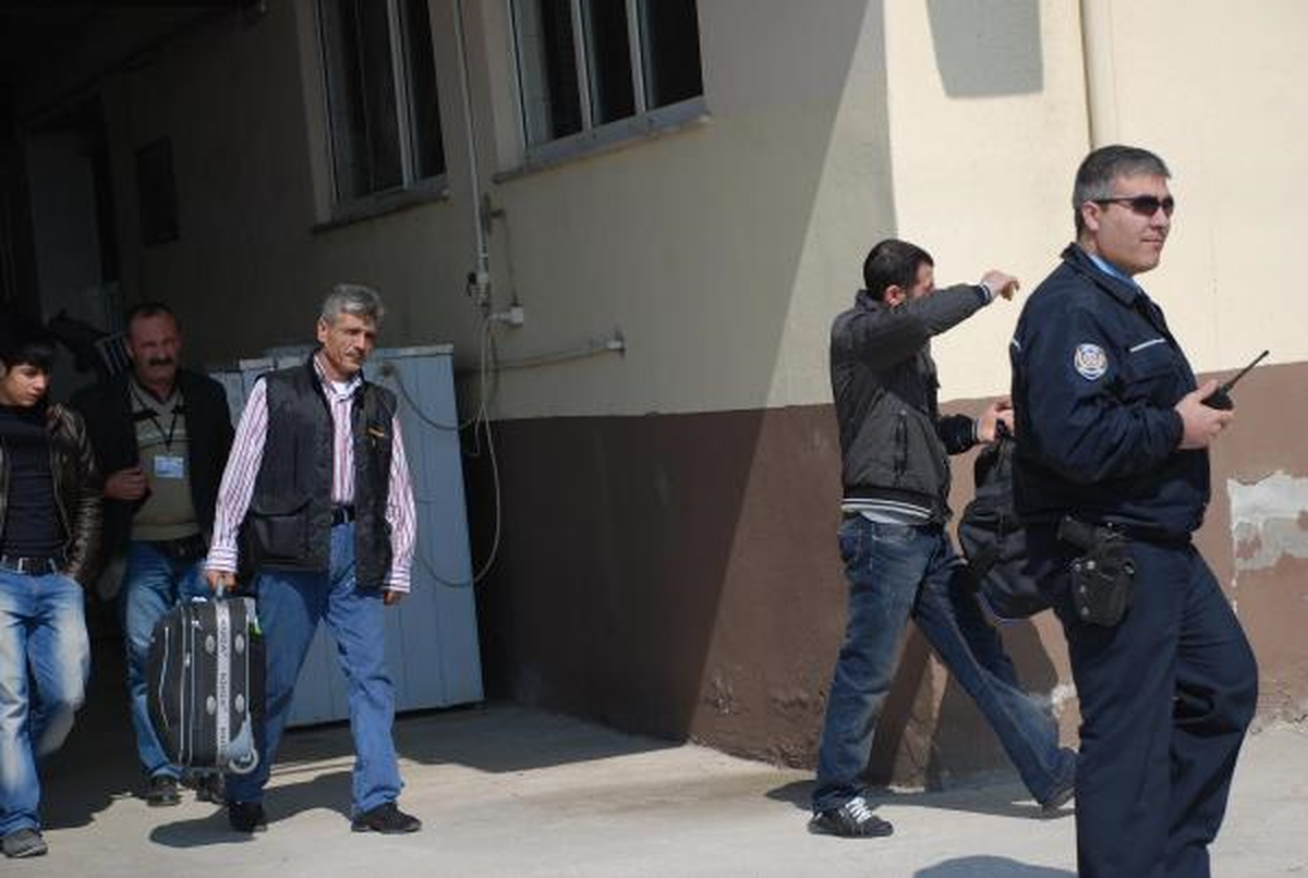 Ekmek Fabrikasına Kaçak İşçi Baskını