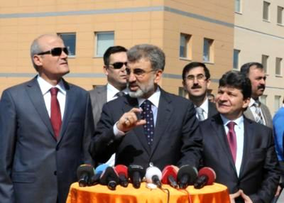 Enerji ve Tabii Kaynaklar Bakanı Yıldız Kayseri\'de Açıklaması