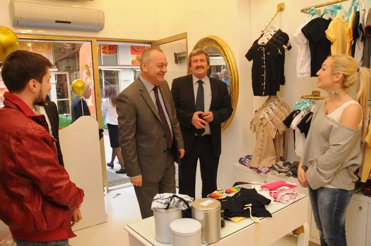 Festival Çarşıya Bereket Getirdi