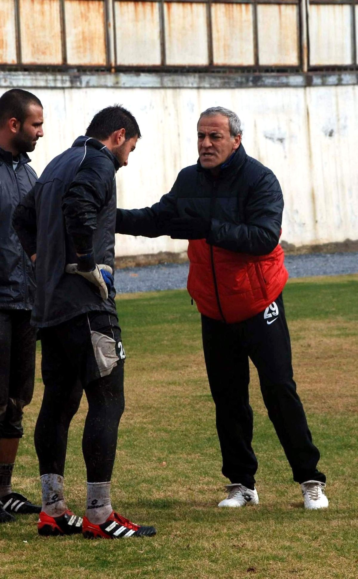 İlk Kadro Dışı Kaleci Serkan Oldu