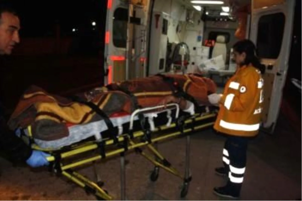 İzmir\'de Kaza: 2 Ölü