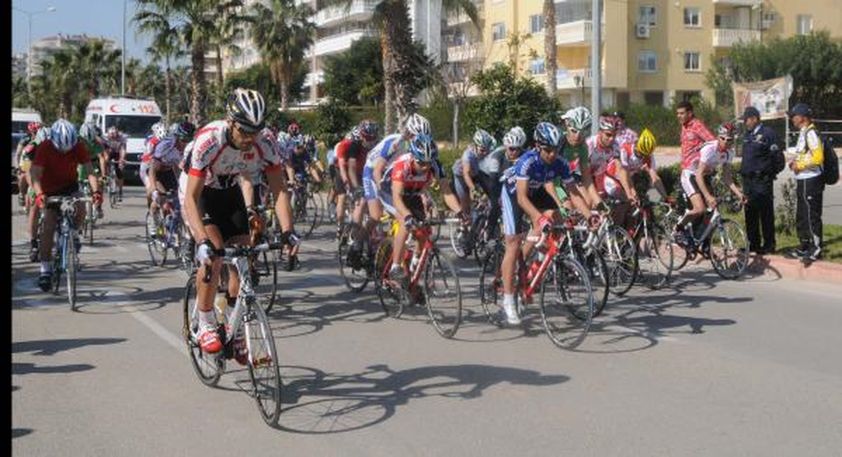 Kap Mersin Bisiklet Yol Yarışları Türkiye Şampiyonası Başladı
