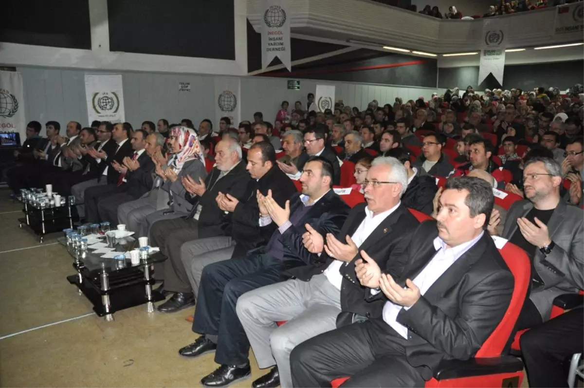 Kazandığı Notebooku Yetimlere Hediye Etti