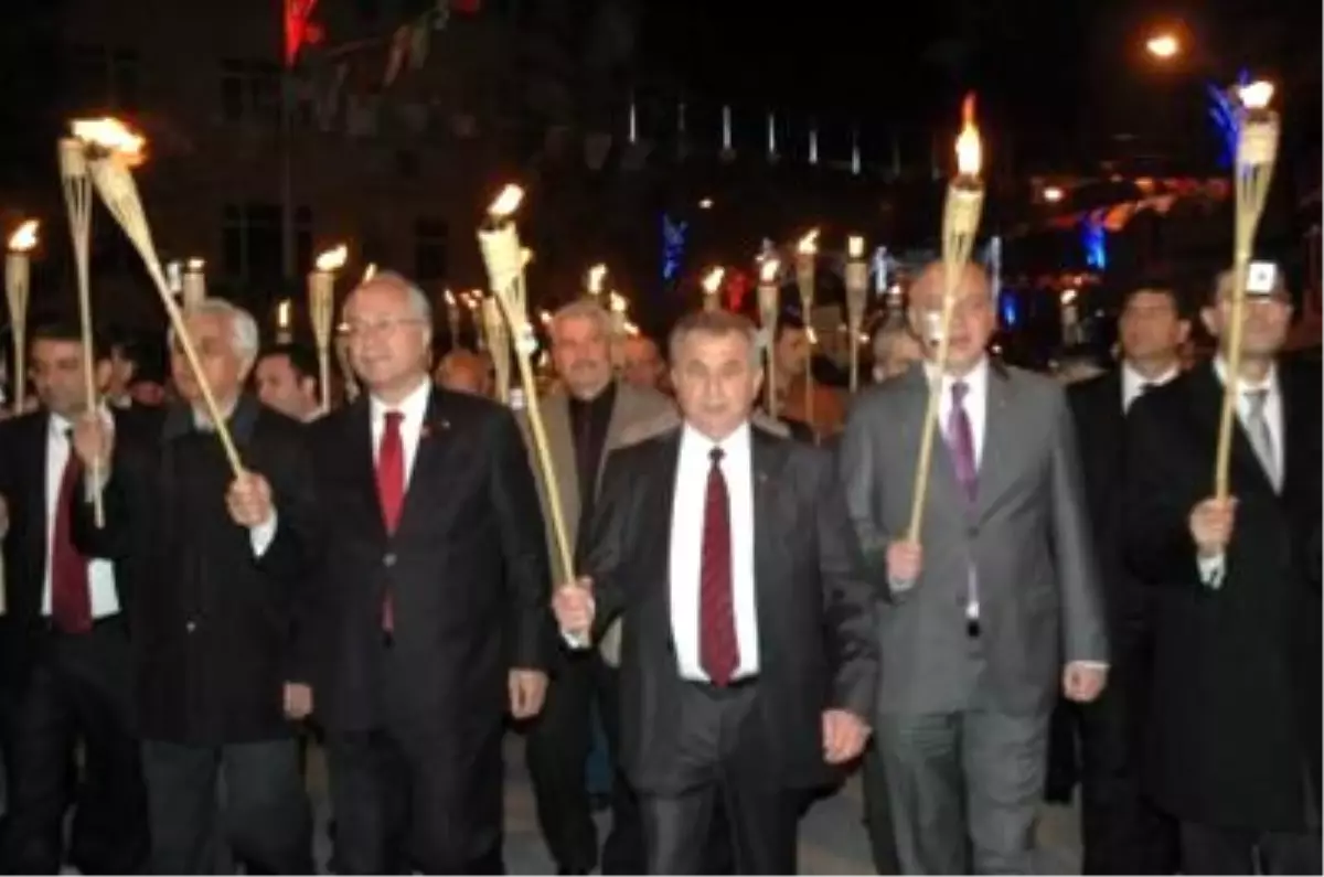 KKTC Başbakanı Küçük, Fener Alayına Katıldı