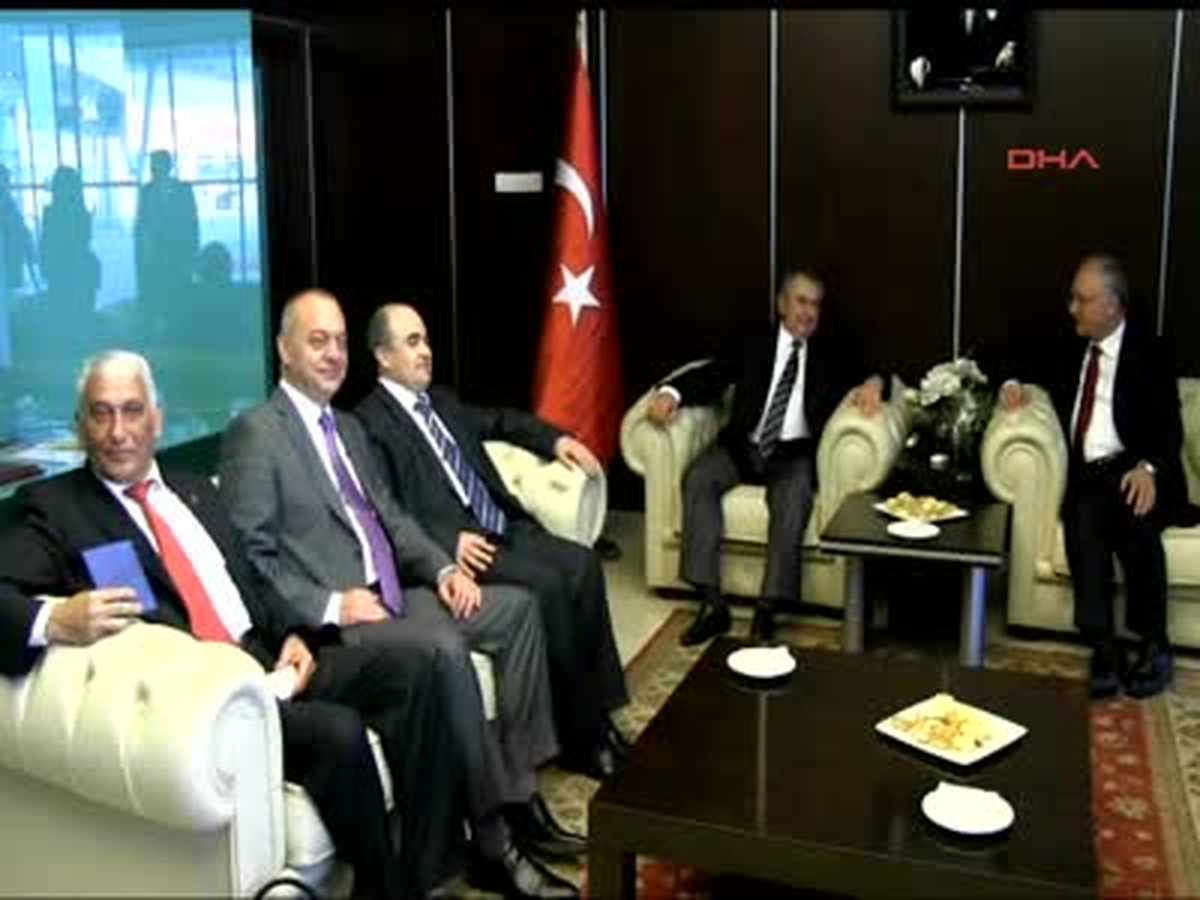 KKTC Başbakanı Küçük, Manisa\'da