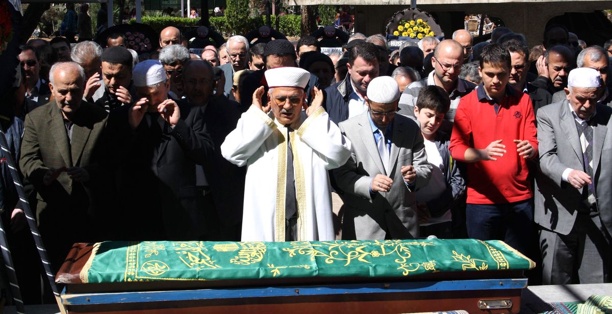Mahmut Sır Toprağa Verildi