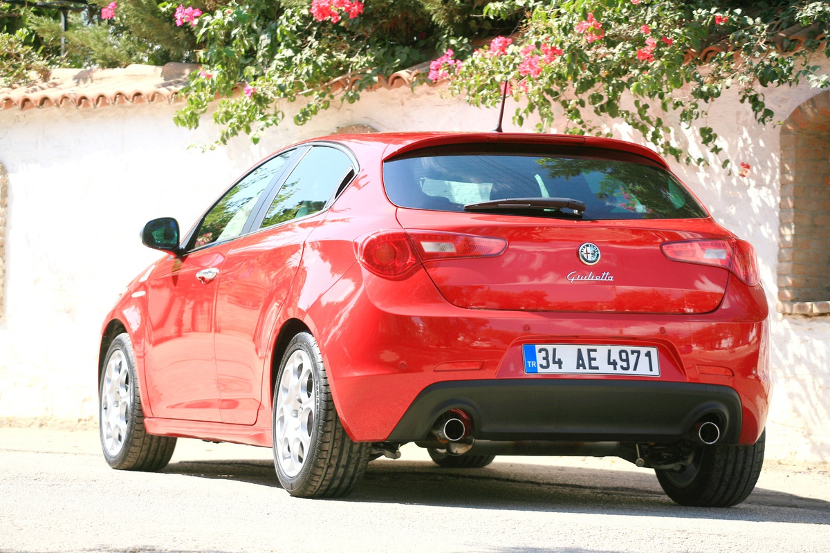 Mart Ayı Alfa Romeo Giulietta Zamanı!