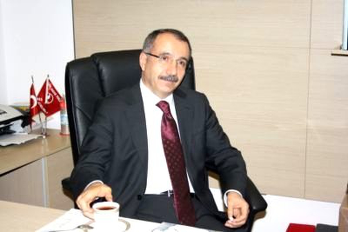 Milli Eğitim Bakanı Dinçer: "Lübnan\'da Bir Okul ve Bir de Meslek Lisesi Açmak İstiyoruz"