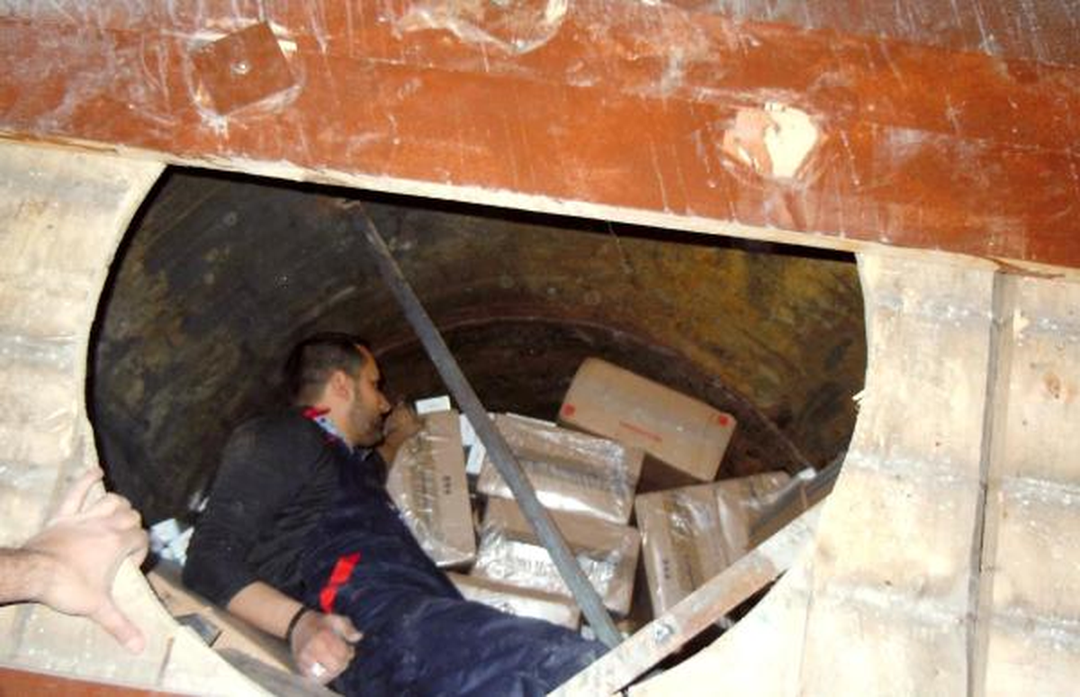 Şanlıurfa'da Kaçak Sigara ve Esrar Operasyonu