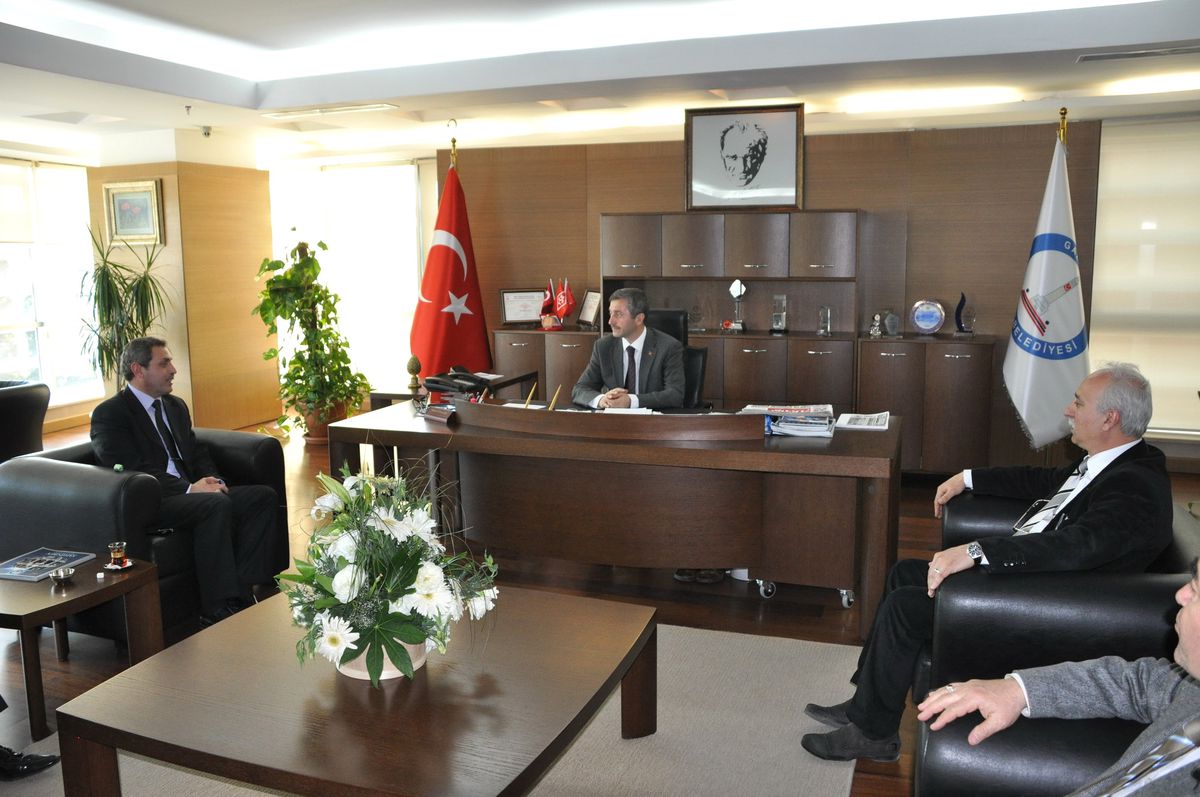 Şehitkamil İlçe Başkanı Coşkun'dan Başkan Tahmazoğlu'na Ziyaret