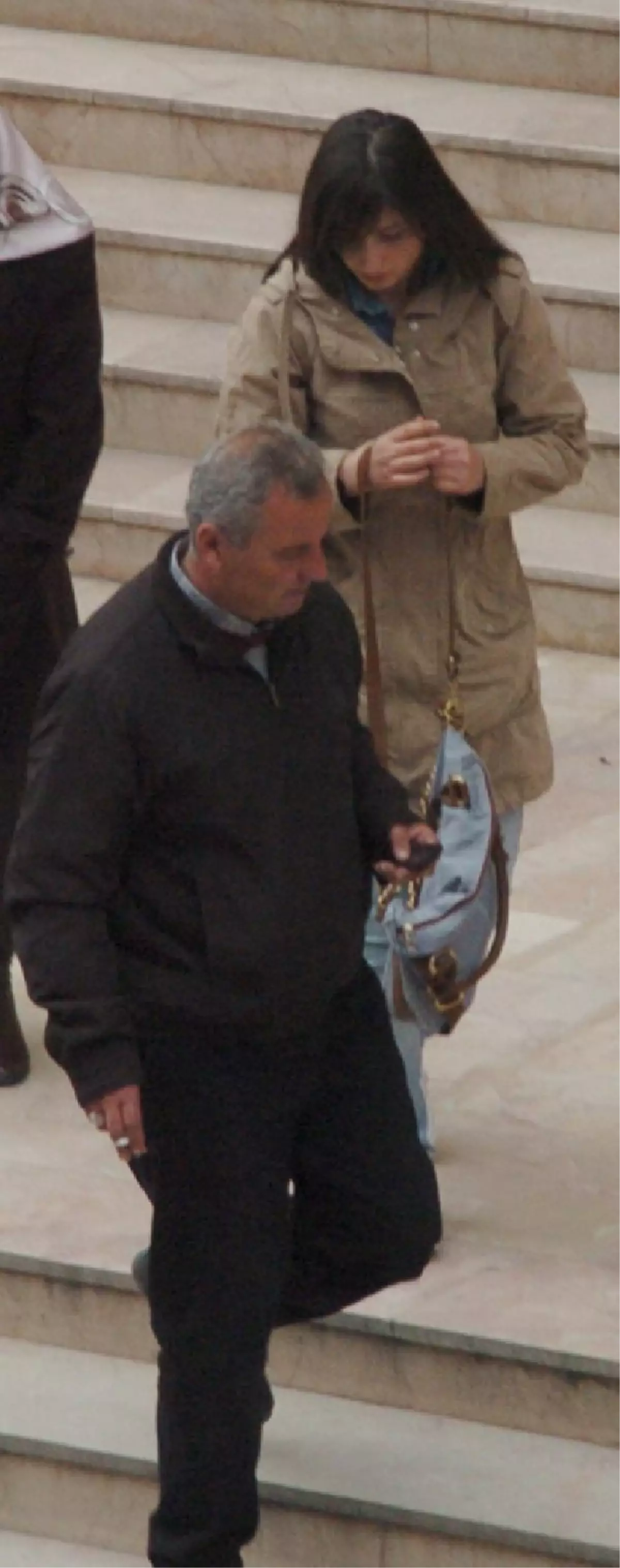 Sevgiliye Beraat, Babaya Ceza