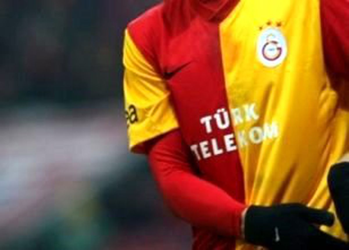 Terim, Bu İsme Son Şansını Verecek!