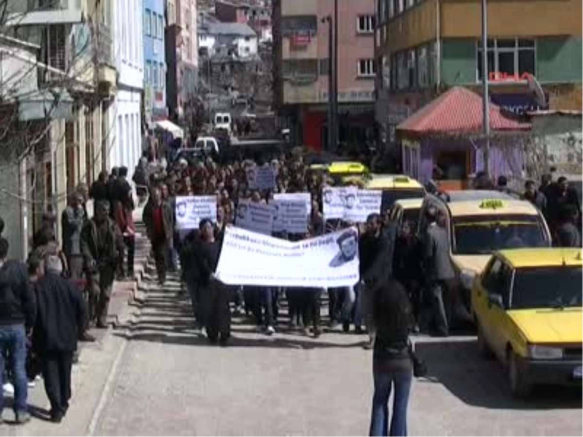 Tunceli\'de Hapis Cezaları Protesto Edildi