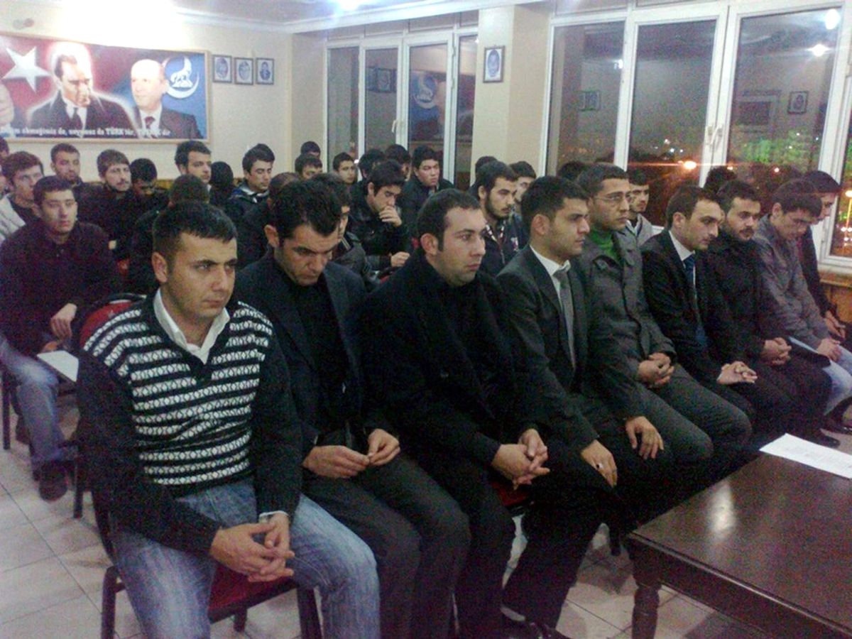 Ülkücü Gençlere \'Ormanları Koruma ve Yangın\' Semineri