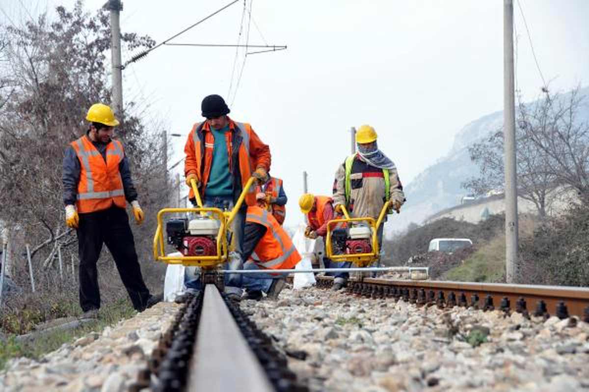 Yüksek Hızlı Tren\'de Köseköy- Gebze Hattının Temeli Atılıyor