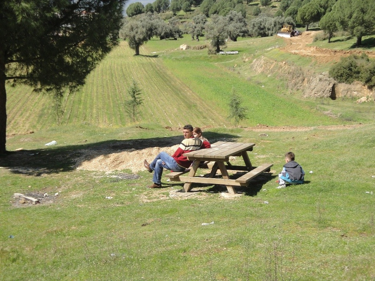 Ahrandı Tepesi Piknik Alanı, Bahara Hazırlanıyor