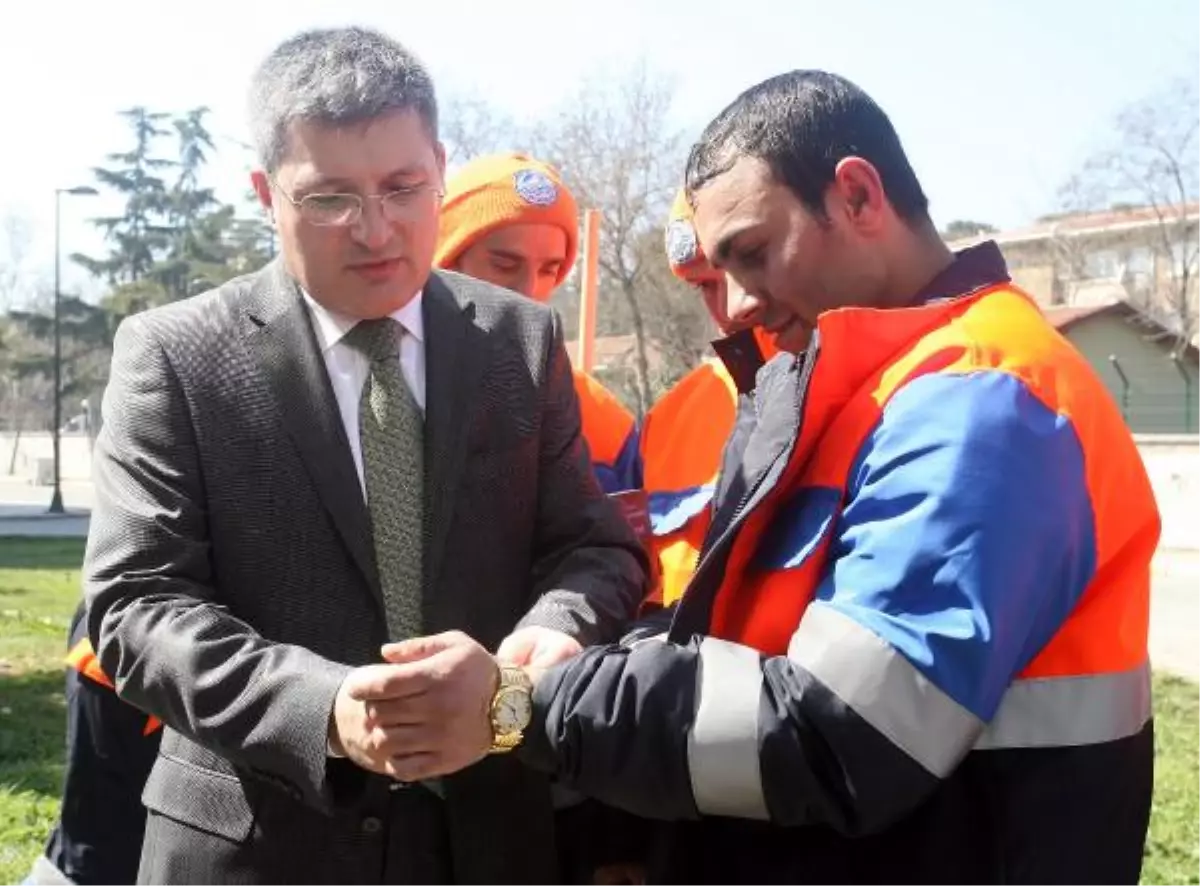 Belediye Başkanı Doğum Gününü Kutladı