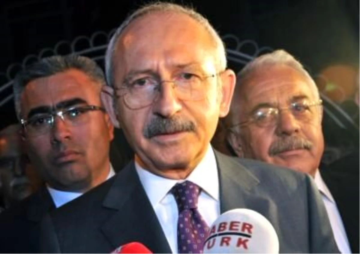 CHP Genel Başkanı Kılıçdaroğlu, Papandreu ile Görüştü