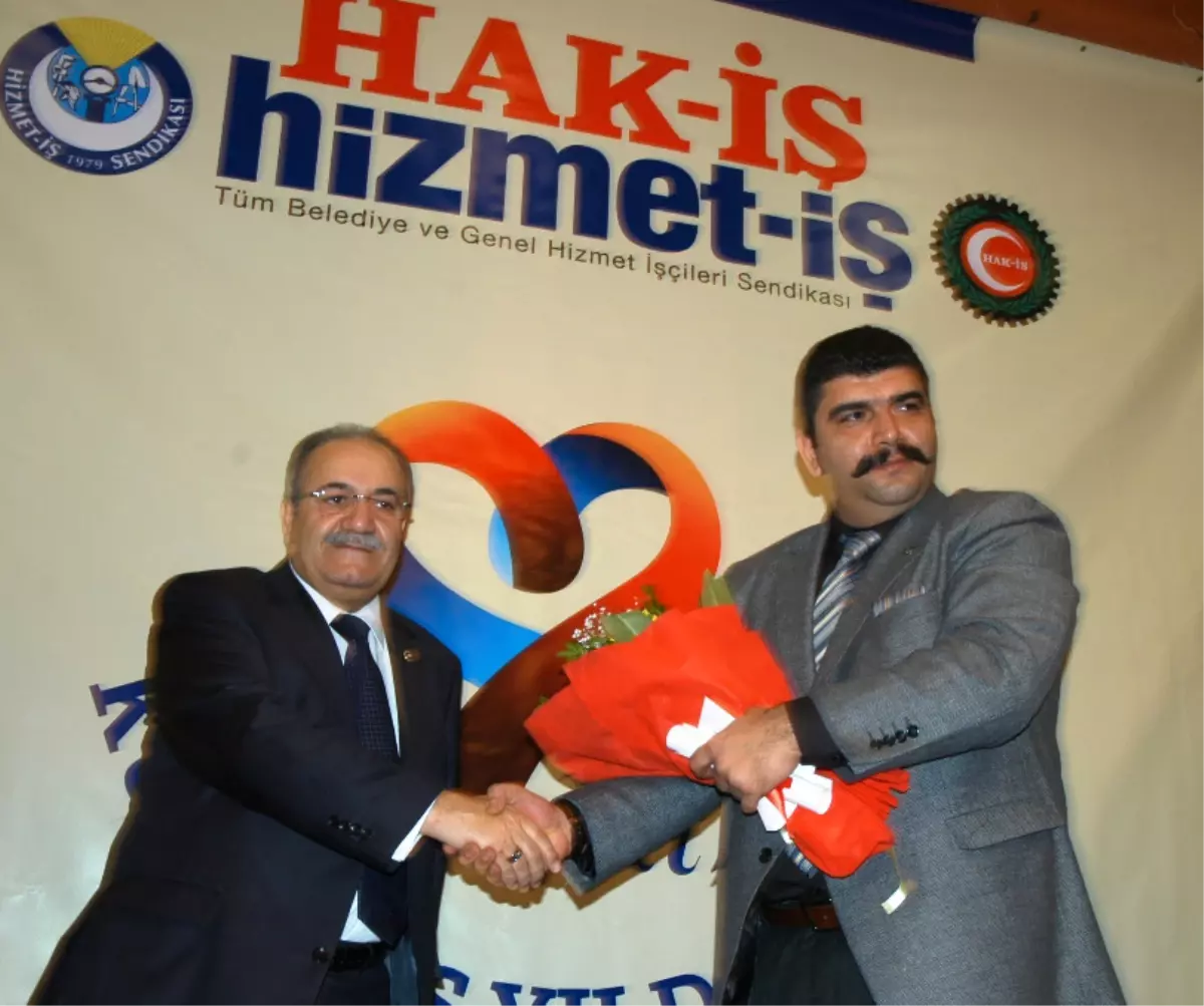 Düzceli Yazar Kalay Yazdığı Kompozisyon ile Birinci Oldu