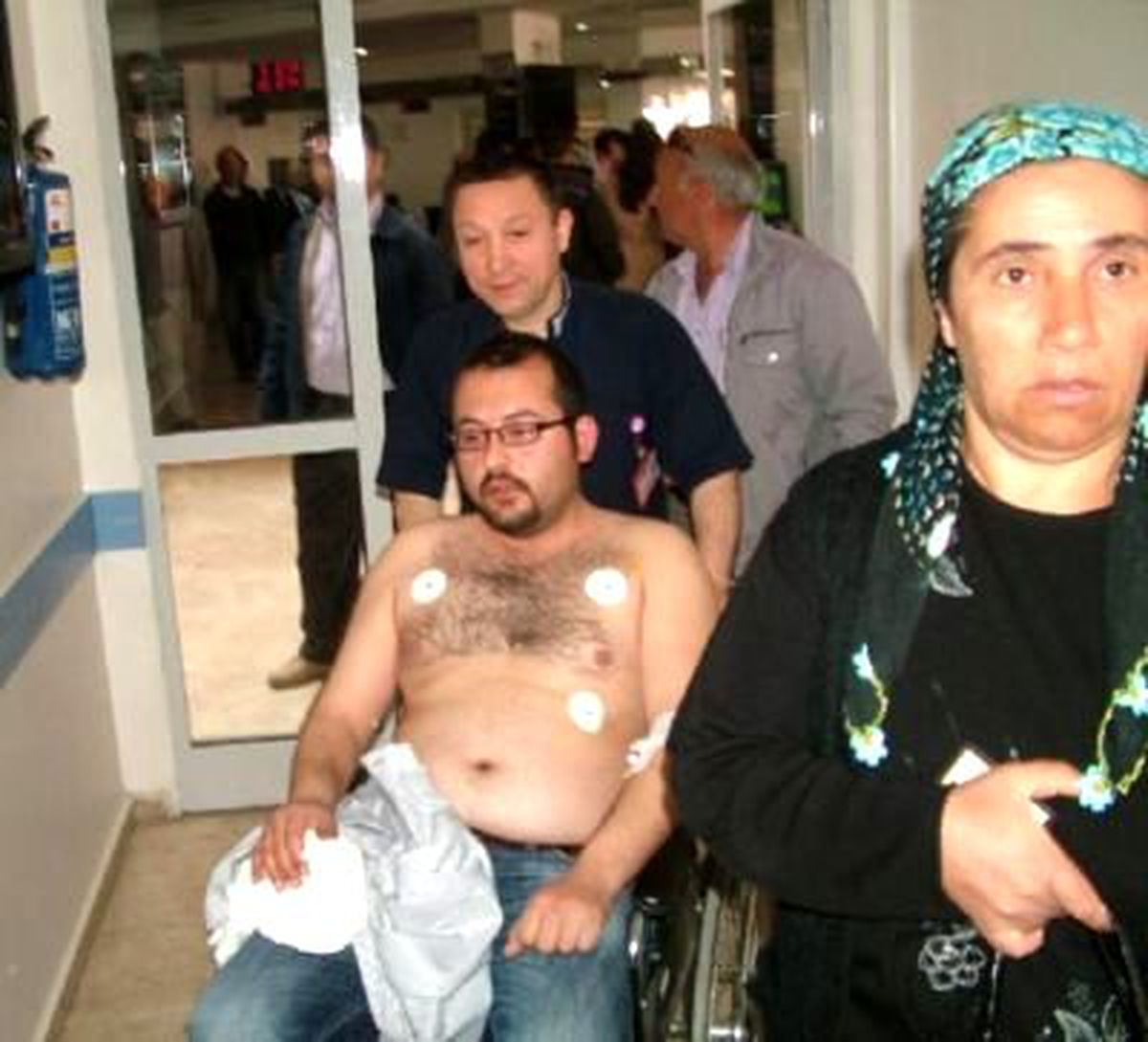 İşçileri Elektrik Çarptı: 2 Ölü, 4 Yaralı