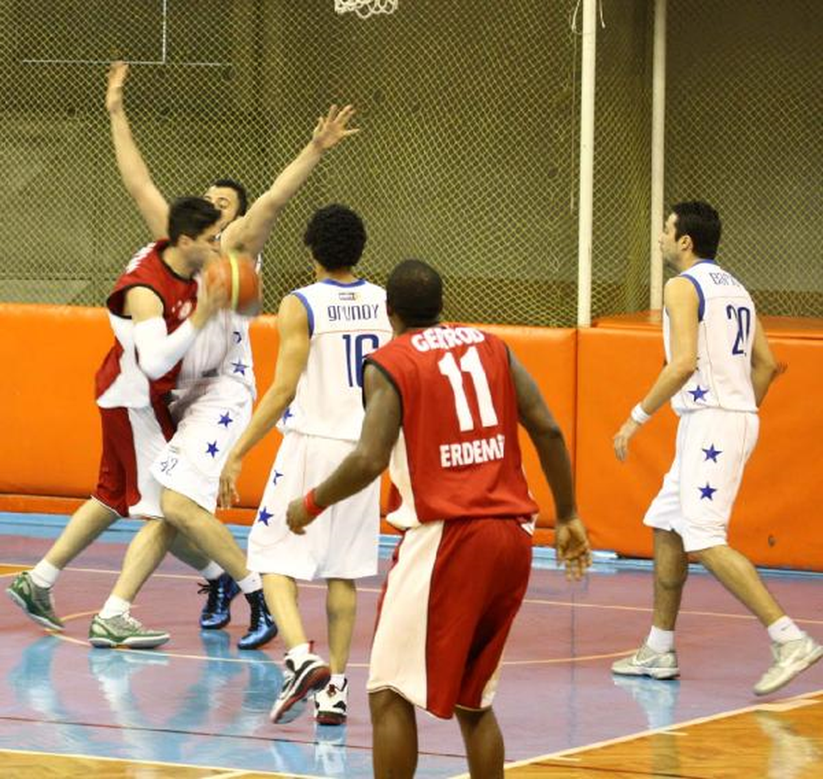 Mersin Büyükşehir Belediyesi - Erdemir: 98-81