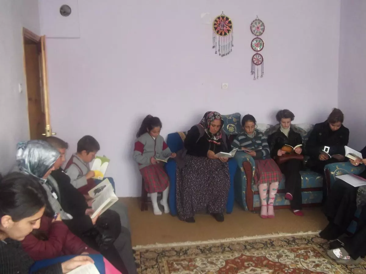 Nevşehir\'in Acıgöl İlçesinde "Acıgöl Okuyor" Kampanyası